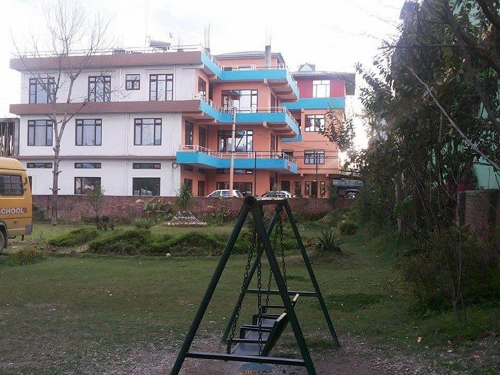 Himgiri Resort Nagchala Zewnętrze zdjęcie